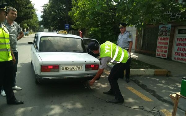 В Загатальском районе Азербайджана в ходе рейда в рамках месячника Чистый воздух были оштрафованы 15 водителей - Sputnik Азербайджан