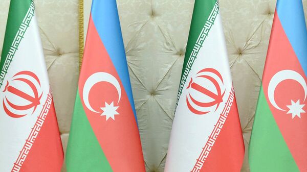 Флаги Азербайджана и Ирана, фото из архива - Sputnik Азербайджан