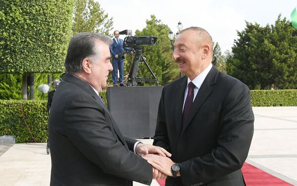 Состоялась официальная встреча Президента Таджикистана Эмомали Рахмона - Sputnik Азербайджан