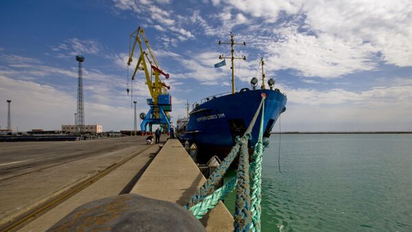Морской порт Актау в Казахстане. Архивное фото - Sputnik Azərbaycan