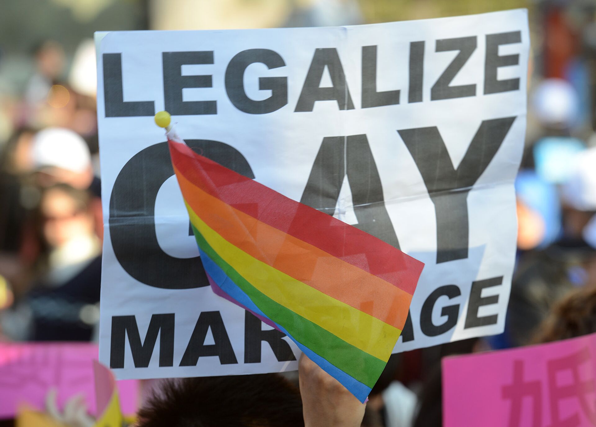 Тайвань. ЛГБТ активисты вышли на улицы с требованием узаконить однополые браки - Sputnik Azərbaycan, 1920, 25.03.2024