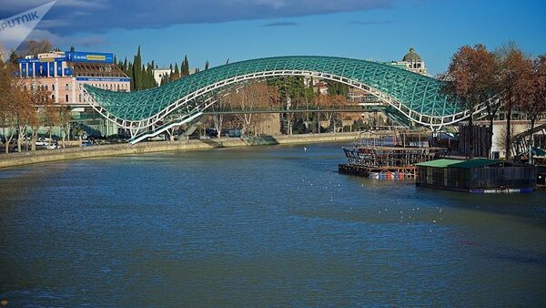 Мост мира в Тбилиси - Sputnik Azərbaycan