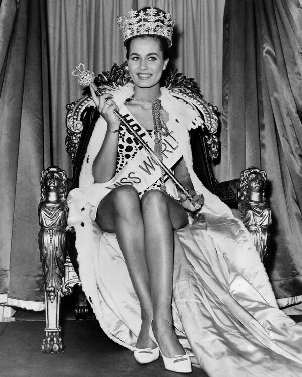 Мисс мира 1962 года Катарина Лоддерс - Sputnik Азербайджан