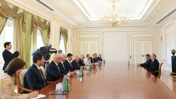 Президент Ильхам Алиев принял делегацию во главе с председателем Великого национального собрания Турции - Sputnik Азербайджан