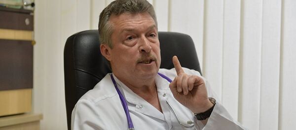 Педиатр Дмитрий Чеснов Педиатр Дмитрий Чеснов - Sputnik Азербайджан