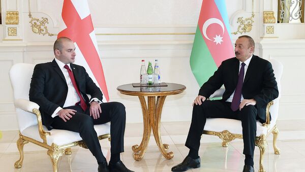 Prezident İlham Əliyevin Gürcüstanın Baş naziri Mamuka Baxtadze ilə görüşü olub - Sputnik Azərbaycan