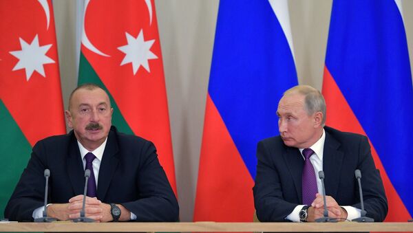 Бережем все, что объединяет наши народы – президент Ильхам Алиев в России - Sputnik Азербайджан
