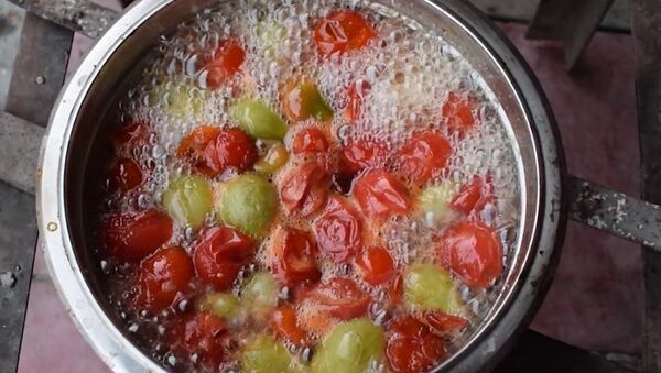 Вкусное варенье из помидоров от азербайджанской домохозяйки - Sputnik Азербайджан