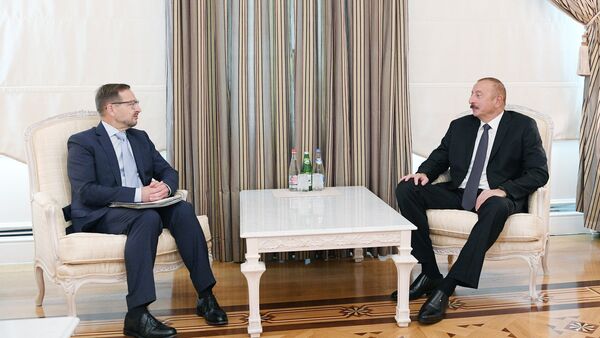 Президент Азербайджана Ильхам Алиев и генеральный секретарь ОБСЕ Томас Гремингер во время встречи - Sputnik Азербайджан