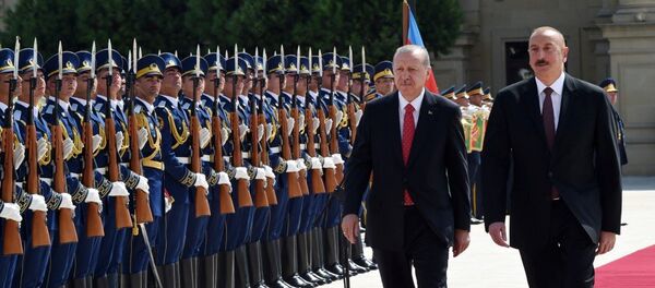 Церемония официальной встречи Президента Турции Реджепа Тайипа Эрдогана. Баку, 15 сентября 2018 года Церемония официальной встречи Президента Турции Реджепа Тайипа Эрдогана. Баку, 15 сентября 2018 года - Sputnik Азербайджан