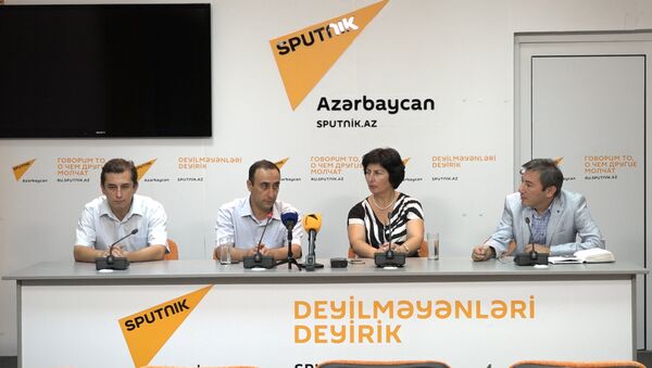 Müasir Türkiyə-Azərbaycan əməkdaşlığına həsr olunmuş dəyirmi masa - Sputnik Azərbaycan