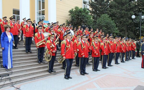 Концерт перед Бакинской музыкальной академией, посвященный Дню национальной музыки. 18 сентября 2018 года - Sputnik Азербайджан