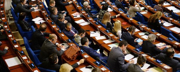 Делегаты в зале на пленарном заседании зимней сессии Парламентской ассамблеи Совета Европы - Sputnik Азербайджан