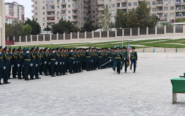 В Академии Государственной пограничной службы состоялась церемония принесения присяги молодыми курсантами - Sputnik Азербайджан