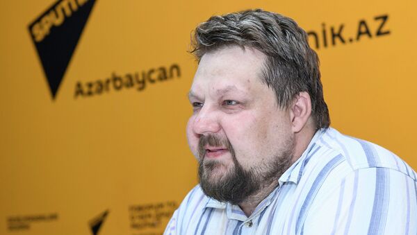 Независимый военный эксперт Алексей Хлопотов - Sputnik Азербайджан