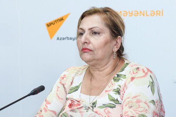 Севиндж Алиева, эксперт - Sputnik Азербайджан
