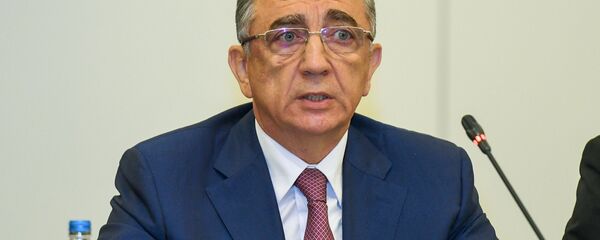 Исполняющий обязанности главы исполнительной власти города Баку Эльдар Азизов Исполняющий обязанности главы исполнительной власти города Баку Эльдар Азизов - Sputnik Азербайджан