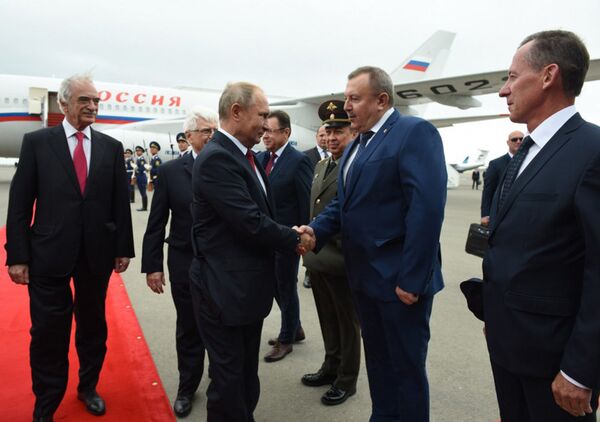 Президент России Владимир Путин прибыл с рабочим визитом в Азербайджан - Sputnik Азербайджан