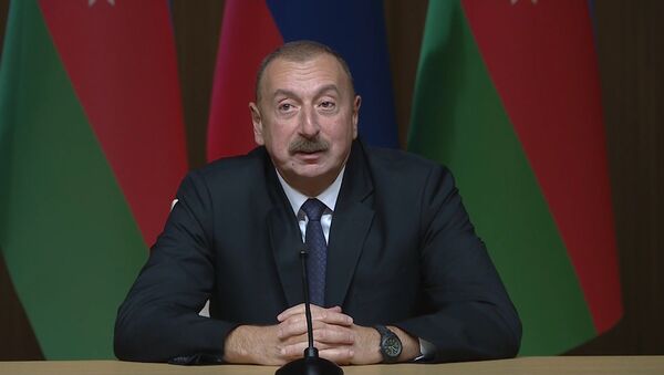 Алиев анонсировал открытие крупного объекта АР в Москве - Sputnik Азербайджан