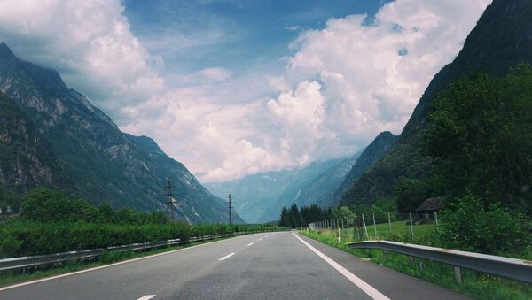 Автомобильная дорога, фото из архива - Sputnik Азербайджан