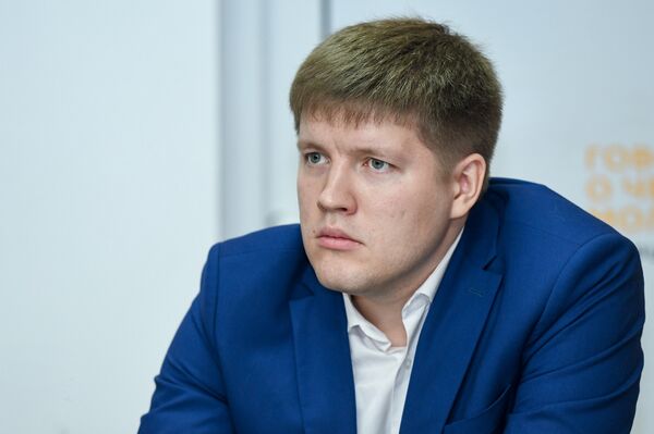 Андрей Девятков — старший научный сотрудник Центра постсоветских исследований Института экономики РАН Андрей Девятков — старший научный сотрудник Центра постсоветских исследований Института экономики РАН - Sputnik Азербайджан
