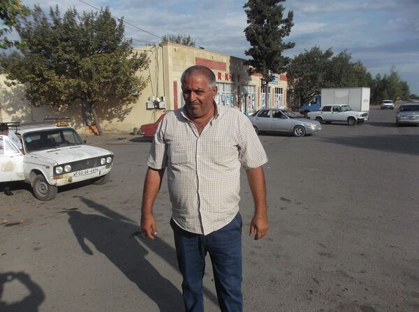 Divanlı kənd sakini İlqar Quliyev Divanlı kənd sakini İlqar Quliyev - Sputnik Azərbaycan