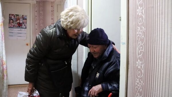 Отдала волонтерству 61 год - Sputnik Азербайджан