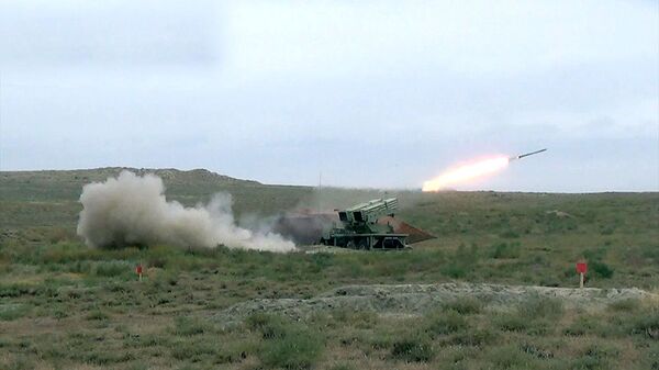 Тактические учения Ракетных и артиллерийских войск Азербайджанской Армии Тактические учения Ракетных и артиллерийских войск Азербайджанской Армии - Sputnik Азербайджан