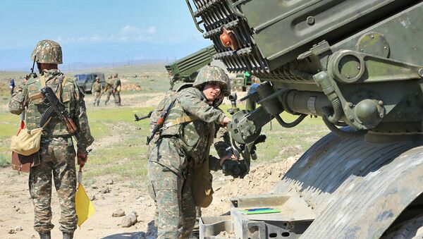 Военные учения армянской армии - Sputnik Азербайджан