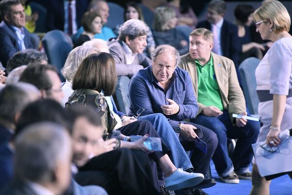 Режиссер театра и кино Дмитрий Астрахан на церемонии награждения лауреатов ТЭФИ-Содружество - Sputnik Азербайджан