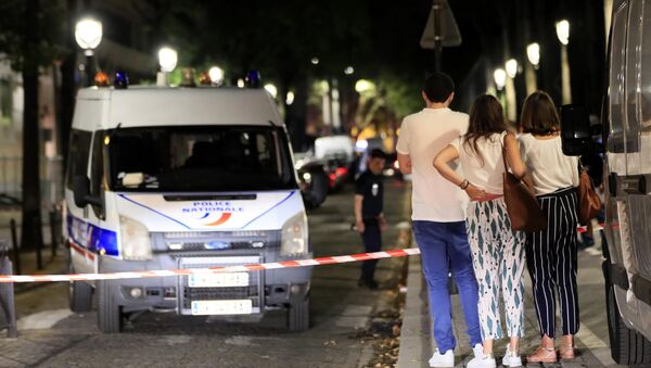 Французская полиция на месте теракта в Париже, 10 сентября 2018 года - Sputnik Азербайджан