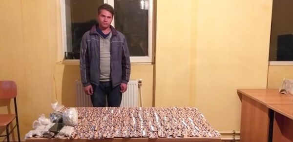 Ззадержанный гражданин Ирана Акбер Шахбази Ззадержанный гражданин Ирана Акбер Шахбази - Sputnik Азербайджан