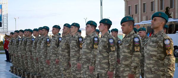 Группа миротворцев из Азербайджана, фото из архива Группа миротворцев из Азербайджана, фото из архива - Sputnik Азербайджан