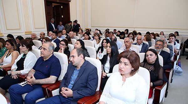 Konfrans iştirakçıları Konfrans iştirakçıları - Sputnik Azərbaycan