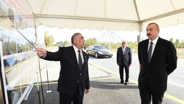 В Губе состоялось открытие автомобильной дороги Идрисгышлаг-Гасымгышлаг-Хасполад-Заргава-Асперести-Чайгышлаг - Sputnik Азербайджан