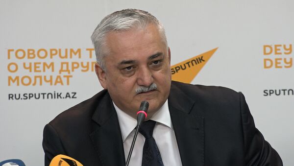 Азербайджанцы должны пересесть на современные электромобили - Sputnik Азербайджан