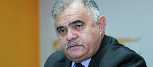Эксперт по вопросам безопасности Арзу Нагиев Эксперт по вопросам безопасности Арзу Нагиев - Sputnik Азербайджан