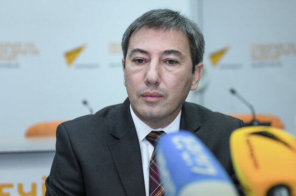 Модератор — политолог Ильгар Велизаде - Sputnik Азербайджан