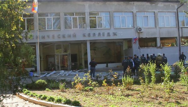 Нападение на керченский колледж - Sputnik Азербайджан
