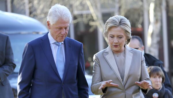 Билл и Хилари Клинтоны - Sputnik Азербайджан