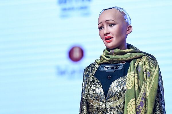 Лейла Алиева пообщалась с роботом Софией - Sputnik Азербайджан