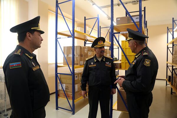 Закир Гасанов и руководство министерства ознакомились с деятельностью Центра Управления Спутниковой Связью, переданного в использование Азербайджанской Армии Закир Гасанов и руководство министерства ознакомились с деятельностью Центра Управления Спутниковой Связью, переданного в использование Азербайджанской Армии - Sputnik Азербайджан