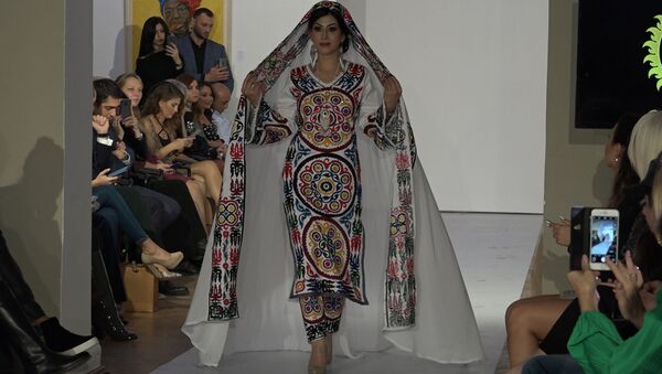 “Azerbaijan Fashion Week”: İncəsənət dəblə qovuşanda  - Sputnik Azərbaycan