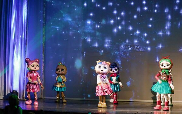 Шоу для всей семьи Куклы L.O.L - сверкай и веселись - Sputnik Азербайджан