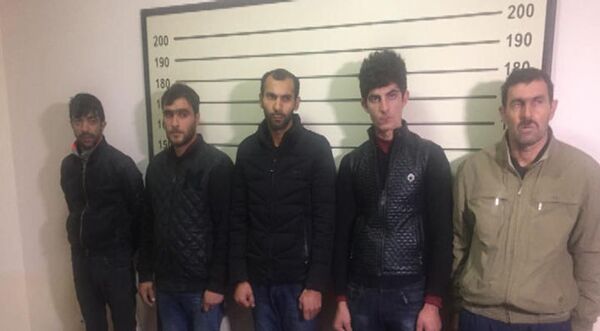 В Азербайджане задержана группа угонщиков автомобилей В Азербайджане задержана группа угонщиков автомобилей - Sputnik Азербайджан