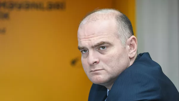 Заместитель директора Русской экономической школы Азербайджанского экономического университета (UNEC), доктор экономических наук, профессор Эльшад Мамедов - Sputnik Азербайджан