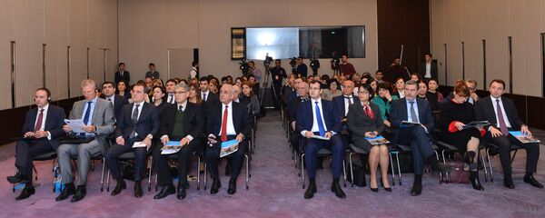 Участники презентации проекта Расширение инклюзивного образования для детей с инвалидностью в Азербайджане Участники презентации проекта Расширение инклюзивного образования для детей с инвалидностью в Азербайджане - Sputnik Азербайджан