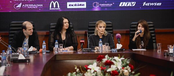 Пресс-конференция, посвященная подготовке ко второму сезону фестиваля эстрадной песни Зима - Sputnik Азербайджан