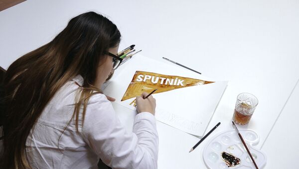 Как азербайджанской художнице удалось создать ароматное лого Sputnik - Sputnik Азербайджан