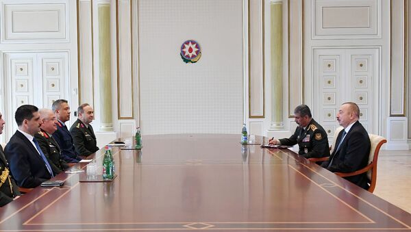 Президент Ильхам Алиев принял делегацию под руководством начальника Генерального штаба Вооруженных сил Турции - Sputnik Азербайджан